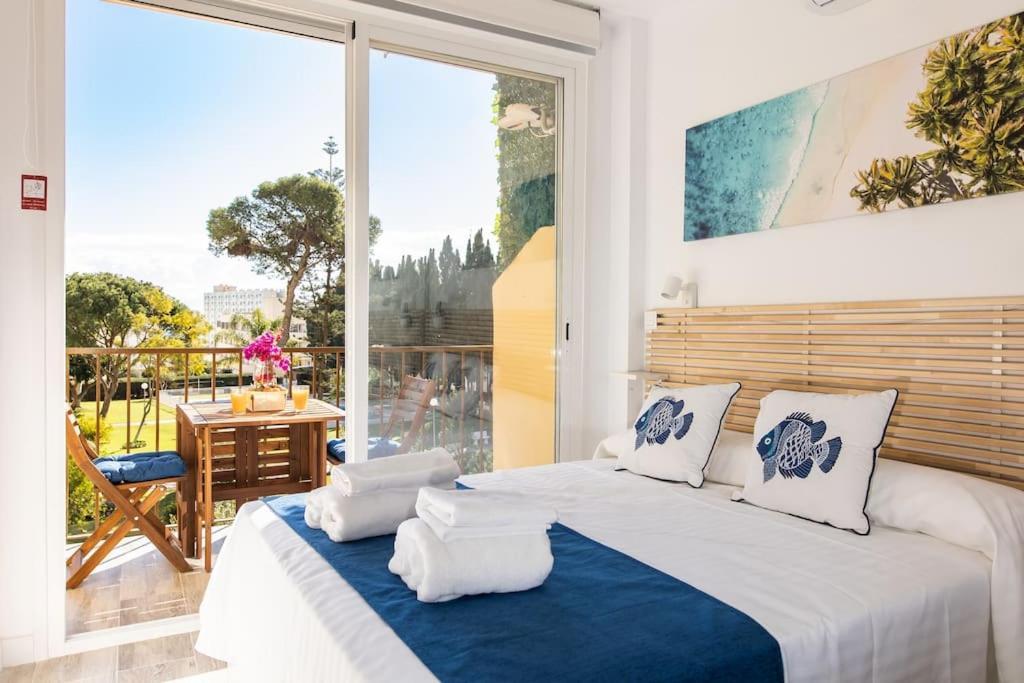 טורמולינוס Enjoy La Carihuela Beach At 4 Min.Terrace & Pool. מראה חיצוני תמונה