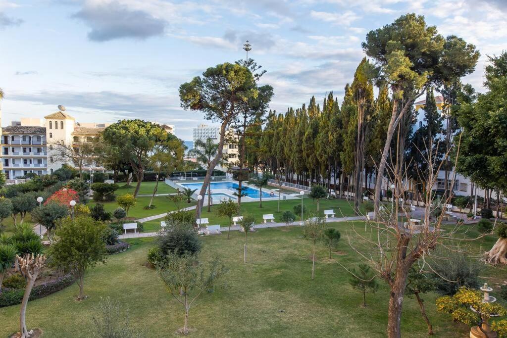 טורמולינוס Enjoy La Carihuela Beach At 4 Min.Terrace & Pool. מראה חיצוני תמונה